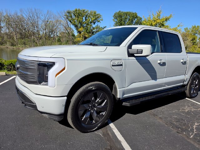Used 2023 Ford F150 Lightning Lariat w/ Equipment Group 511A High AWD/4WD image 16