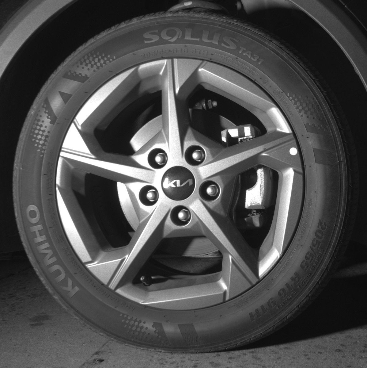 Used 2025 Kia K4 FWD image 13