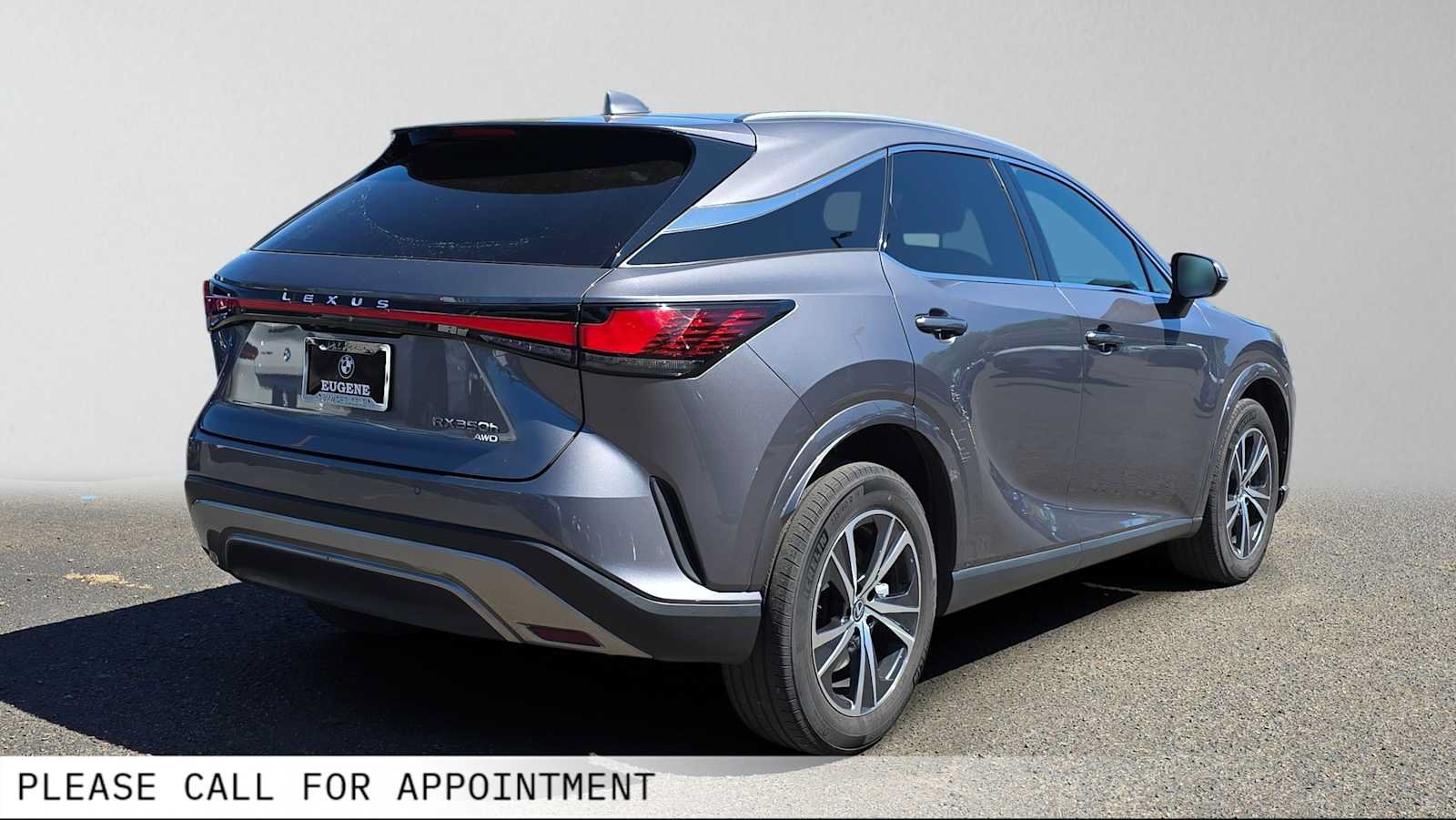 Used 2023 Lexus RX 350h w/ Cold Area Package AWD/4WD image 3