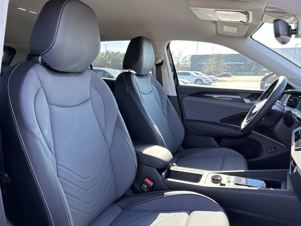 New 2026 Volkswagen Tiguan SE image 19