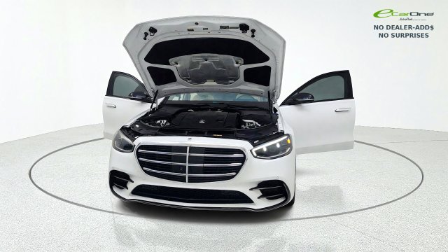 Used 2024 Mercedes-Benz S 580 4MATIC Sedan image 12