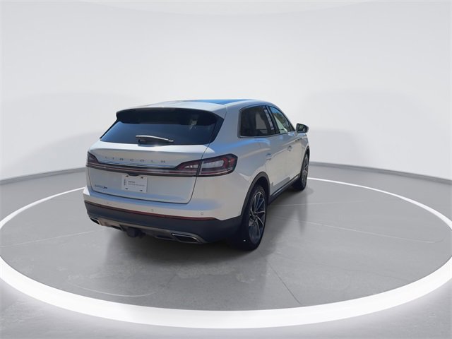 Used 2022 Lincoln Nautilus Reserve w/ Equipment Group 201A image 8