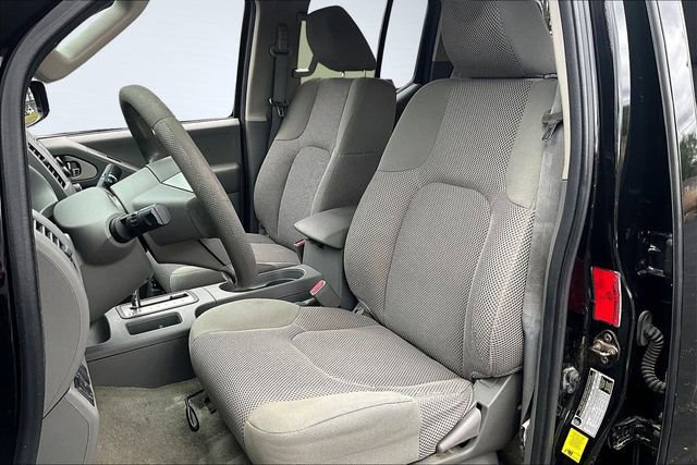 Used 2015 Nissan Frontier SV w/ SV Value Truck Package RWD image 20