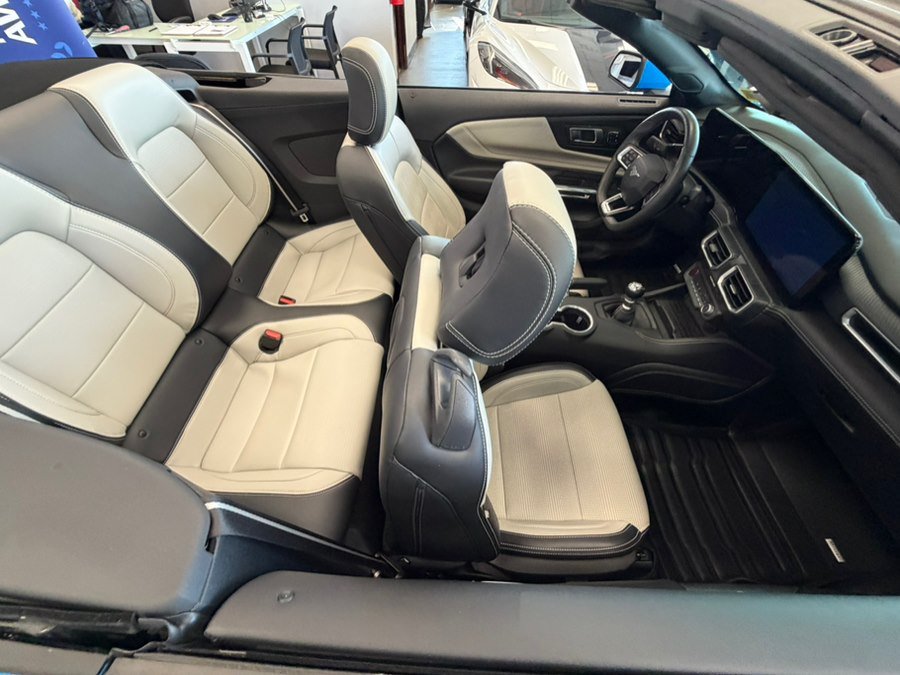 Used 2024 Ford Mustang GT Premium w/ GT Performance Package RWD image 18