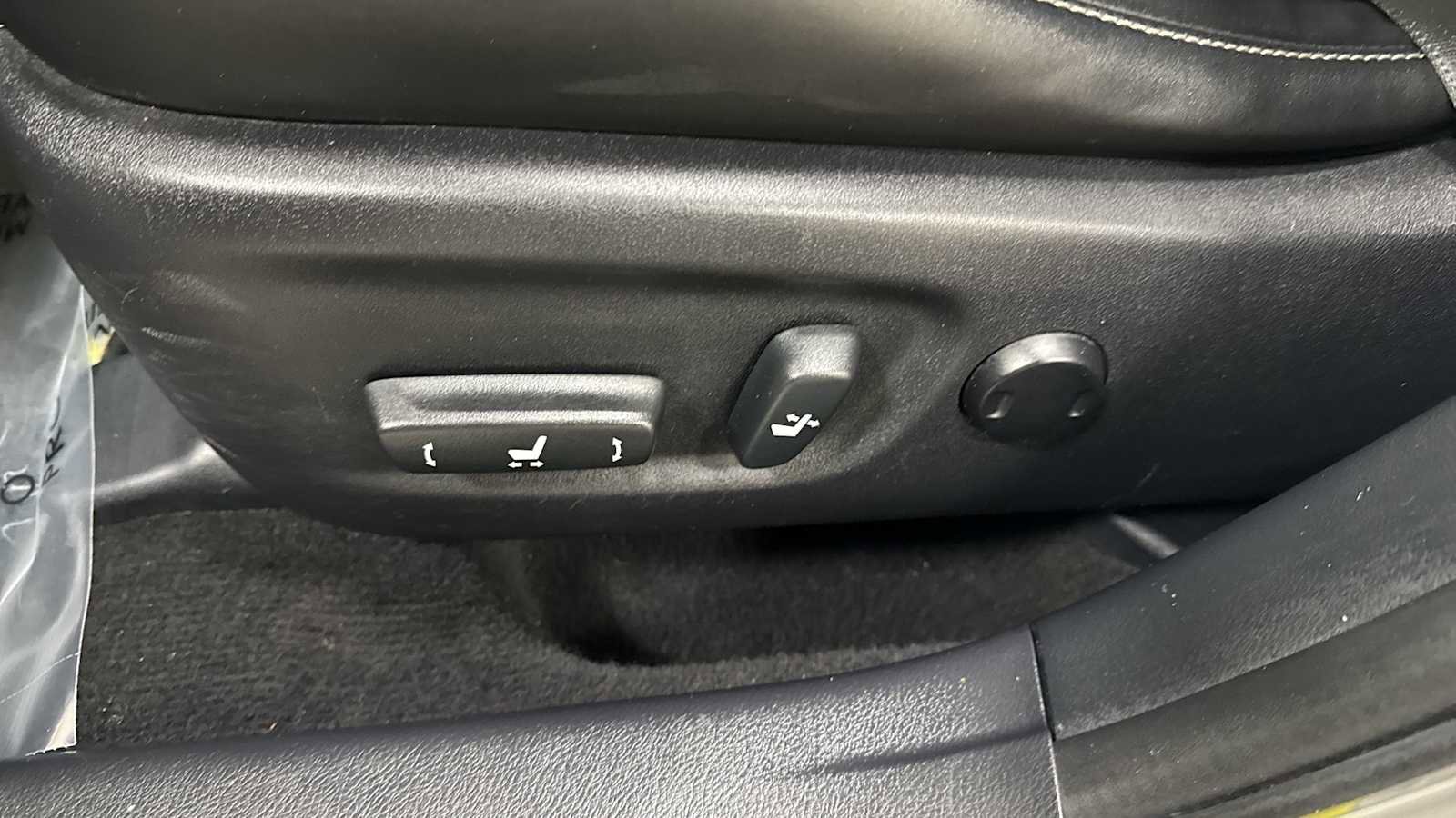 Used 2015 Lexus CT 200h image 14