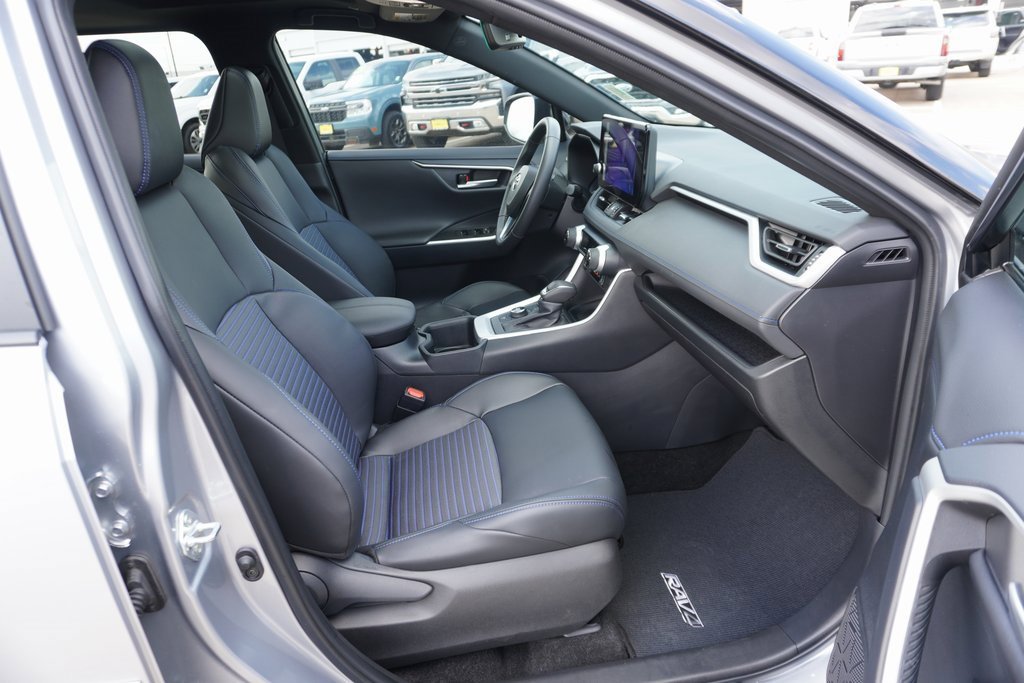 Used 2025 Toyota RAV4 XSE image 23