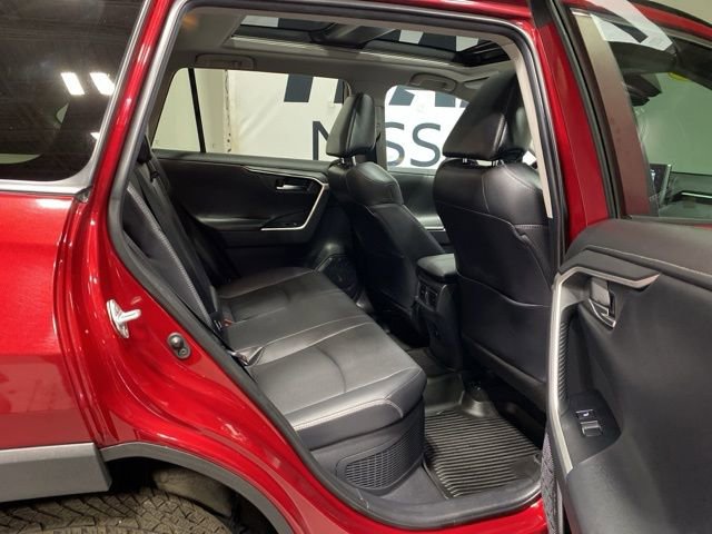 Used 2021 Toyota RAV4 Limited AWD/4WD image 27