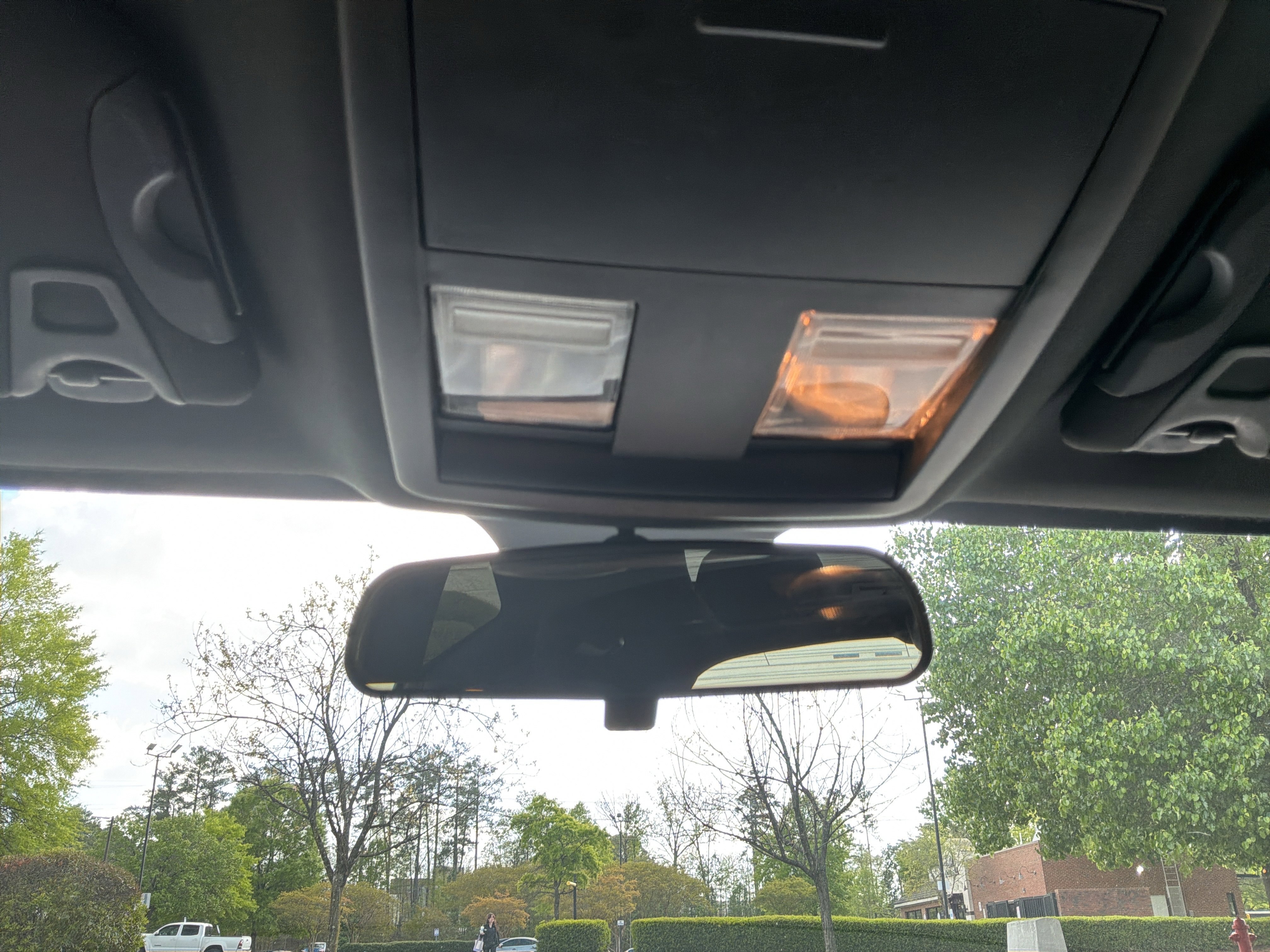 Used 2010 Dodge Challenger R/T image 29