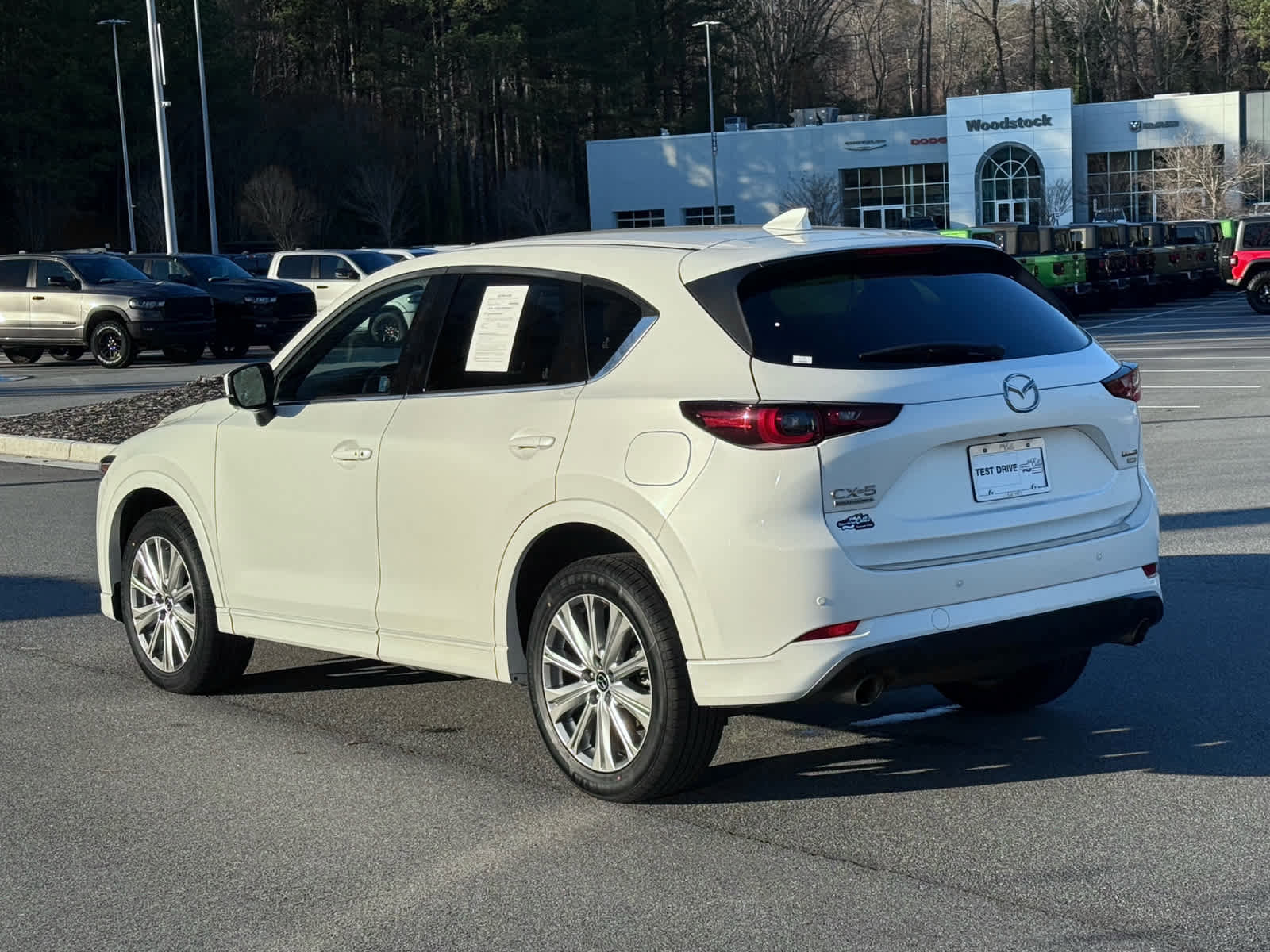 Used 2023 MAZDA CX-5 Signature image 6