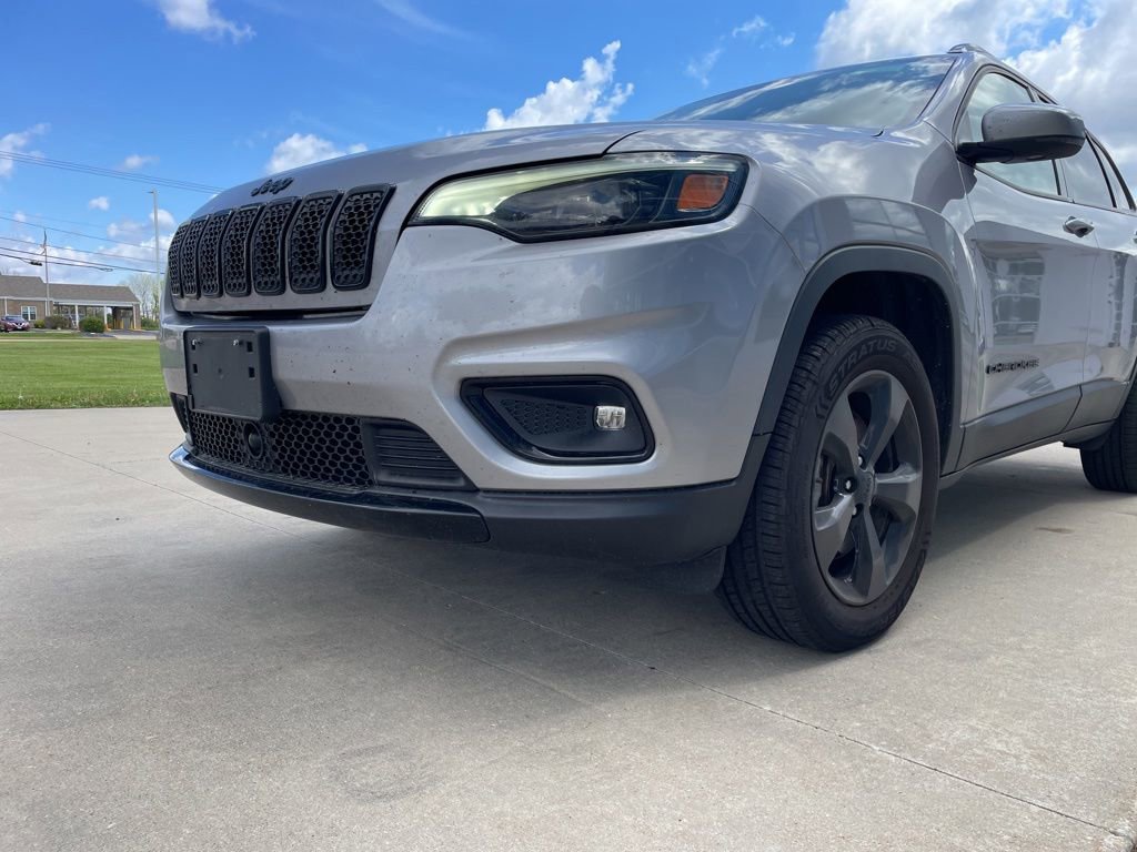 Used 2021 Jeep Cherokee Latitude Plus AWD/4WD image 14