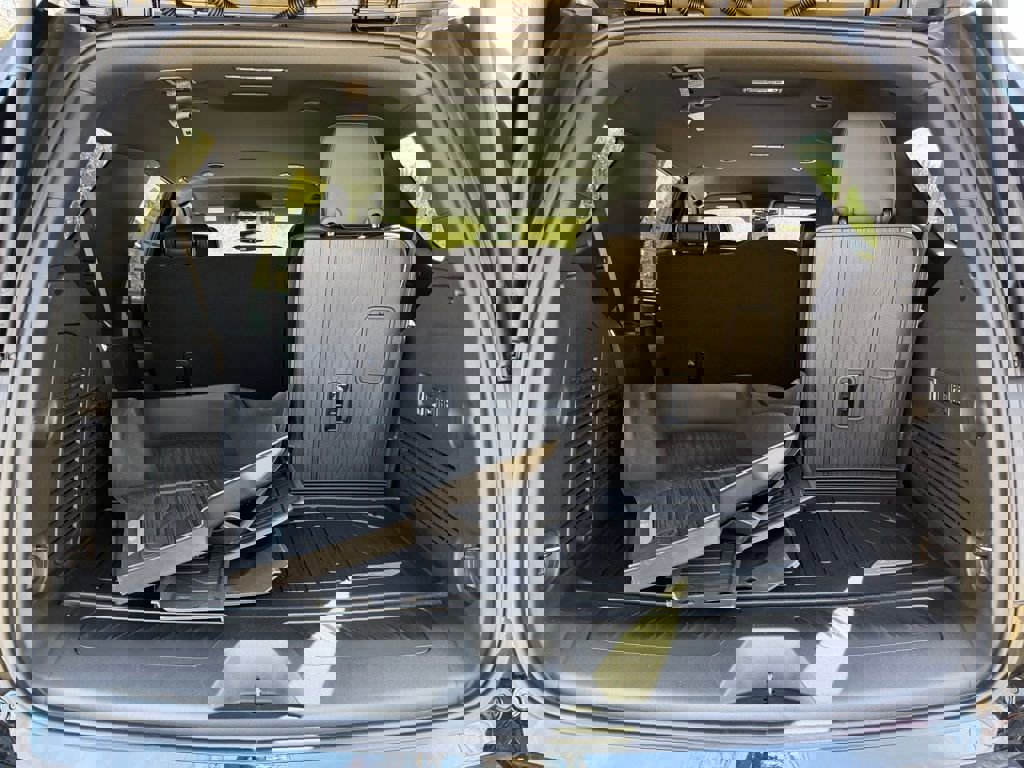 New 2026 GMC Yukon Elevation w/ LPO, Floor Liner Package image 29