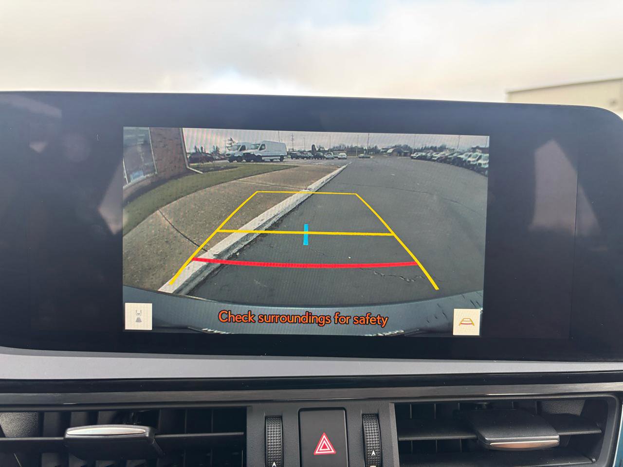 Used 2023 Lexus ES 350 w/ Accessory Package (Z1) image 22