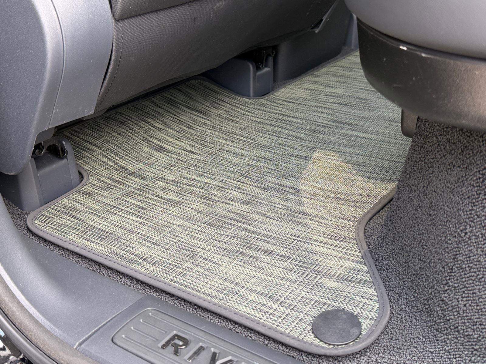 Used 2022 Rivian R1T Adventure image 49