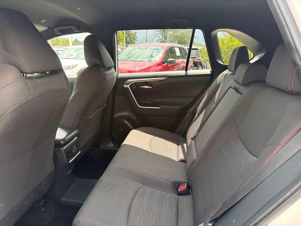 Used 2025 Toyota RAV4 SE AWD/4WD image 20