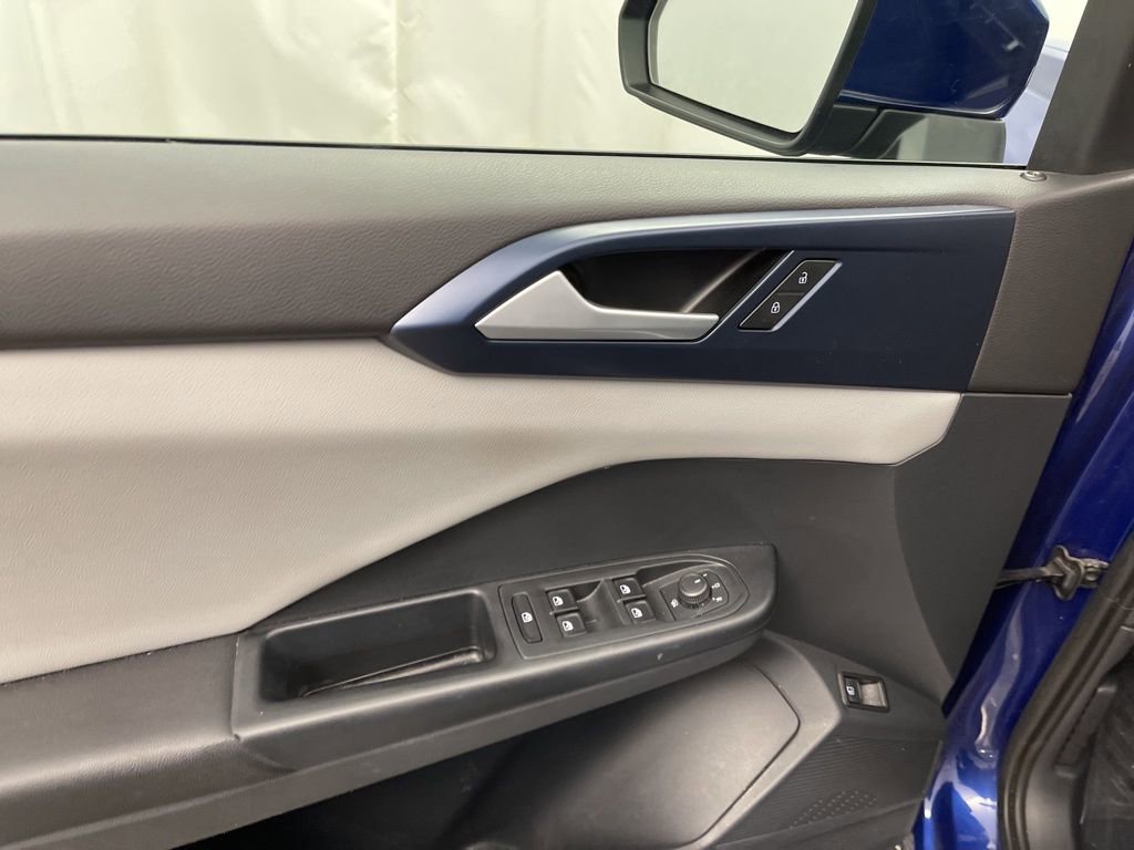 Used 2022 Volkswagen Taos SE image 19