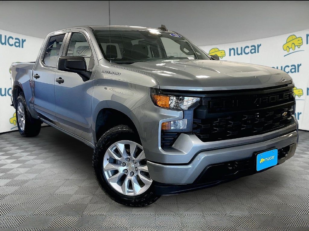 Used 2023 Chevrolet Silverado 1500 Custom AWD/4WD image 1