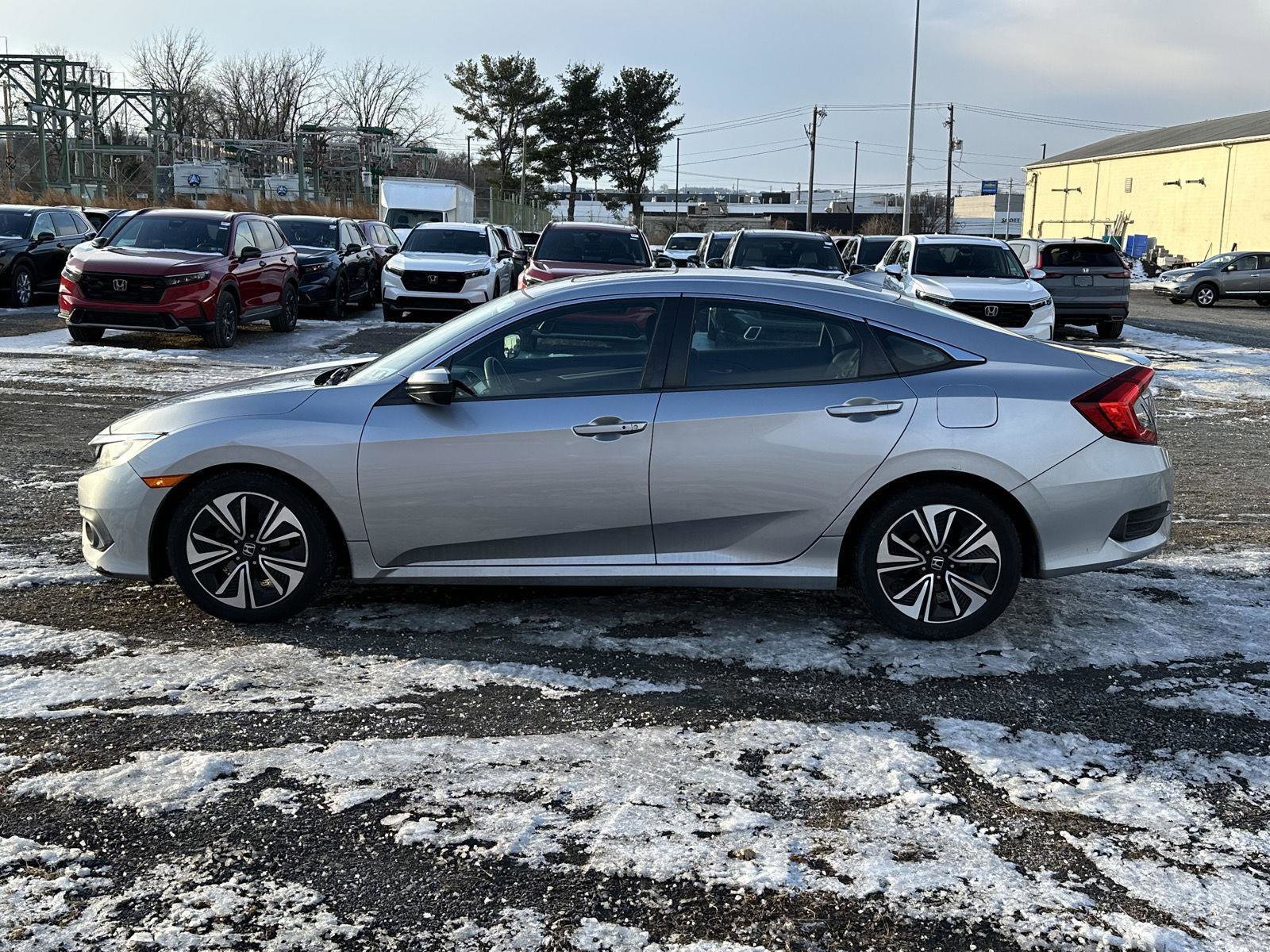 Used 2016 Honda Civic EX-T image 5
