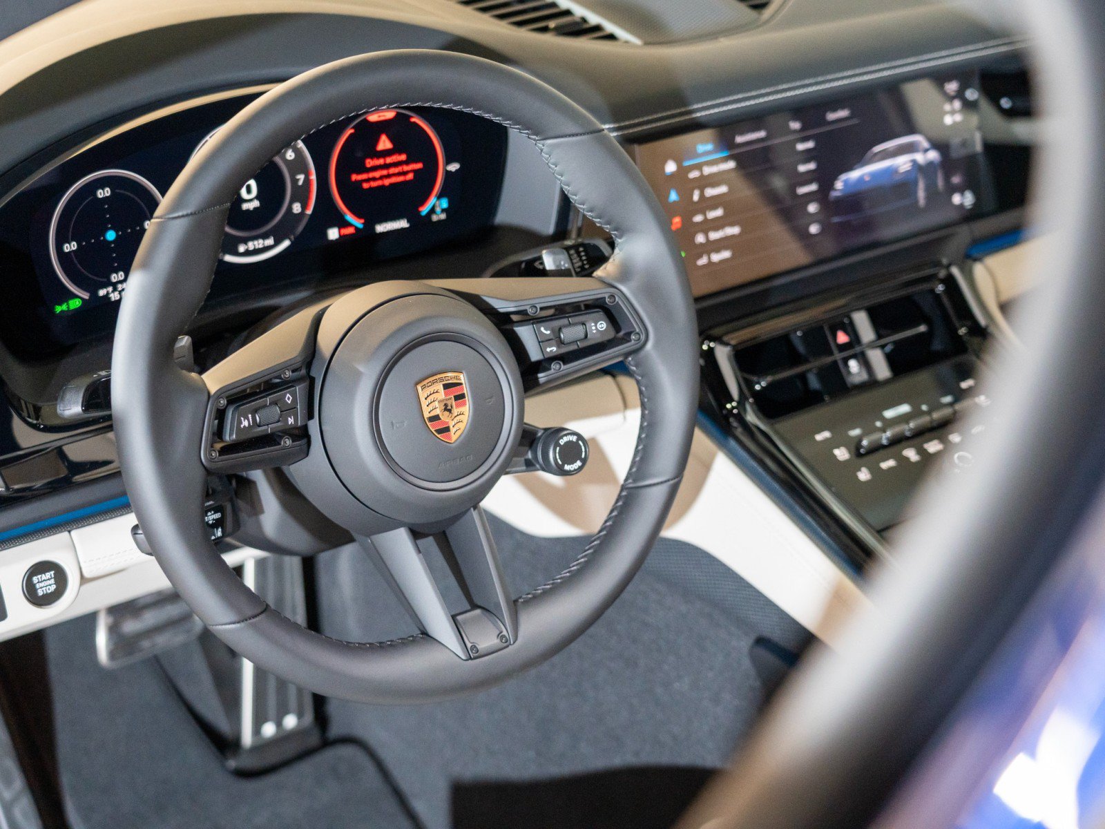 New 2026 Porsche Panamera 4 AWD/4WD image 15