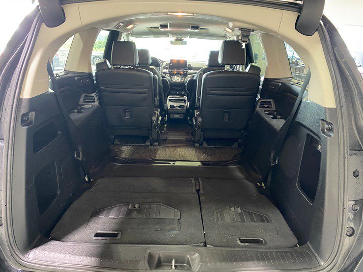 Used 2025 Honda Odyssey Touring image 16