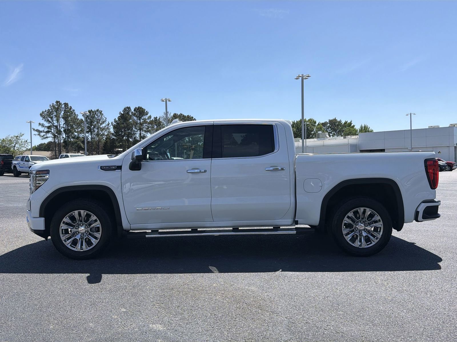Used 2023 GMC Sierra 1500 Denali image 7