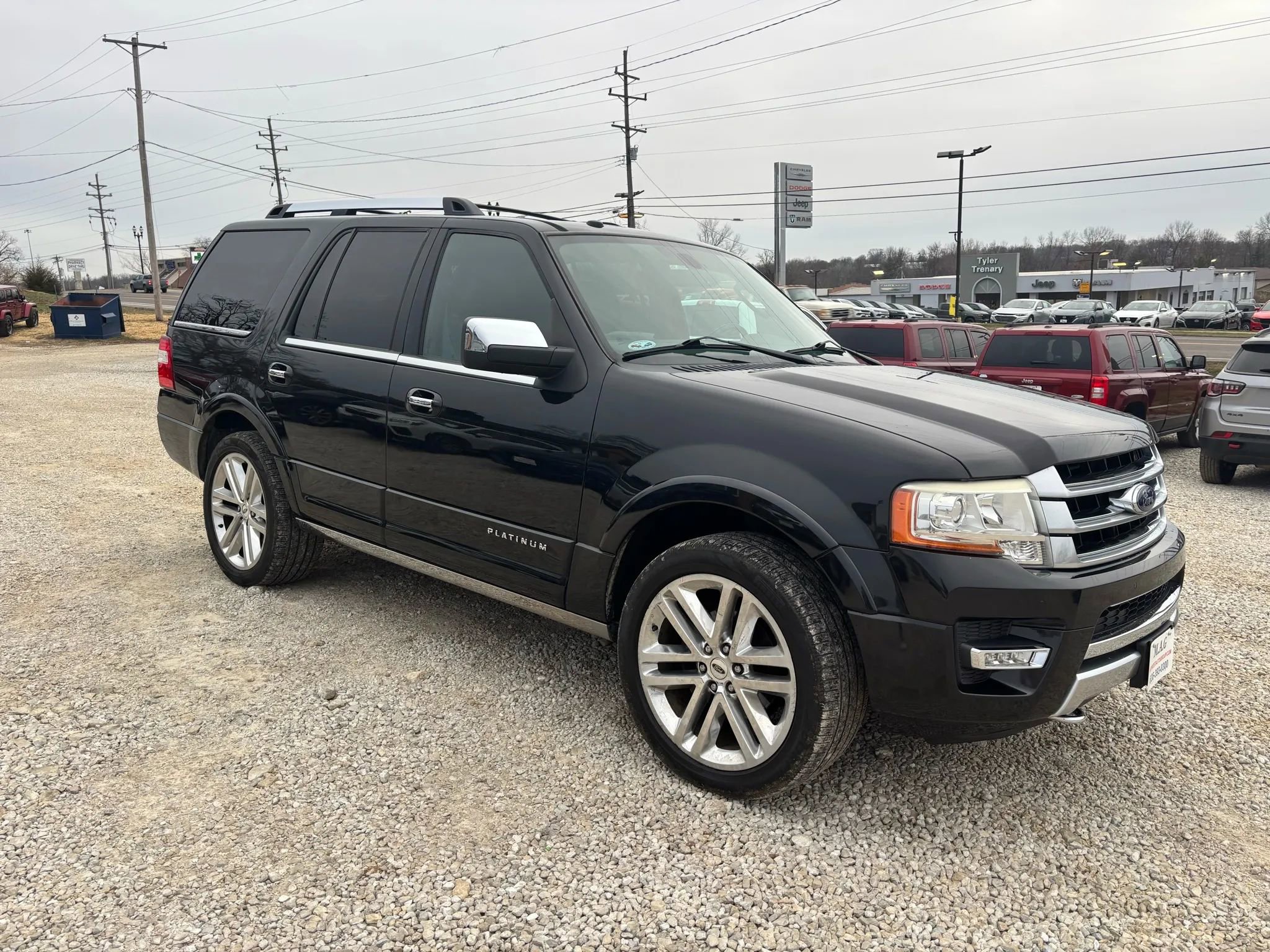 Used 2015 Ford Expedition Platinum image 7
