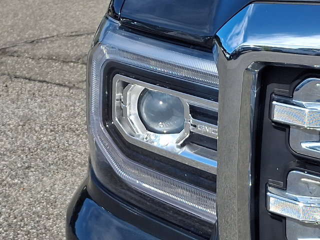 Used 2018 GMC Sierra 1500 SLT AWD/4WD image 29