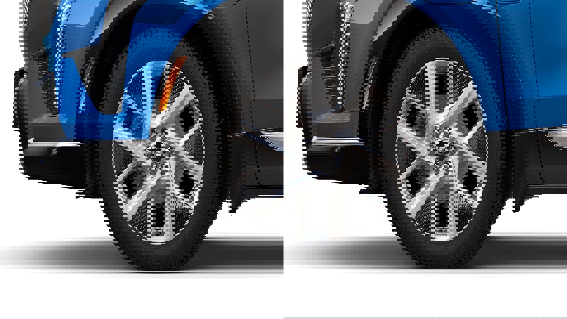 New 2026 Cadillac Optiq Luxury 2 image 7