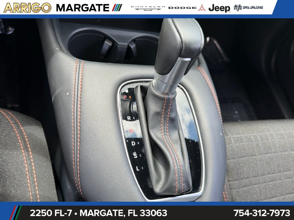 Used 2025 Honda HR-V Sport image 25