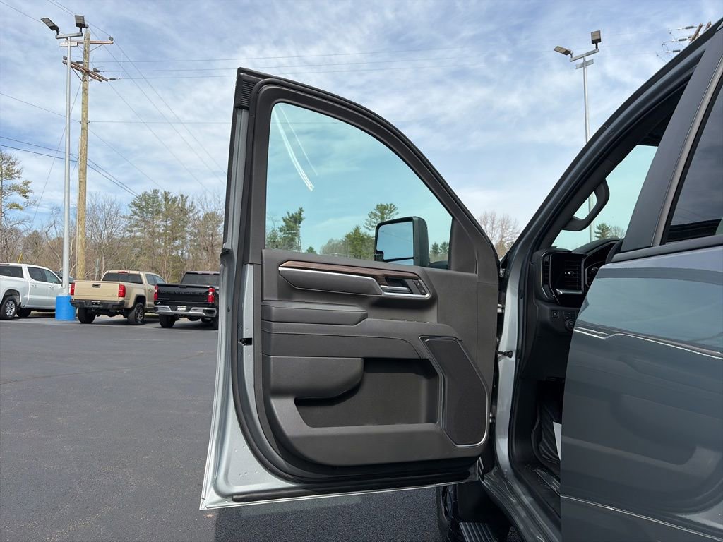 New 2026 Chevrolet Silverado 2500 LT w/ Trail Boss Package image 18