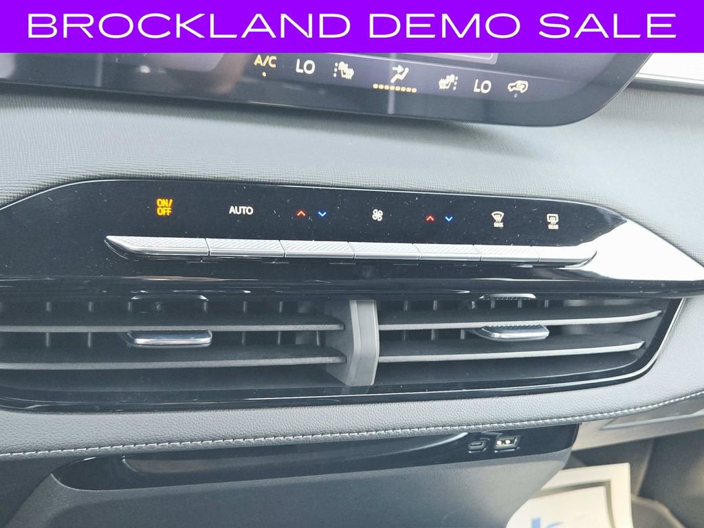 New 2026 Buick Enclave Sport Touring w/ Power Package image 26