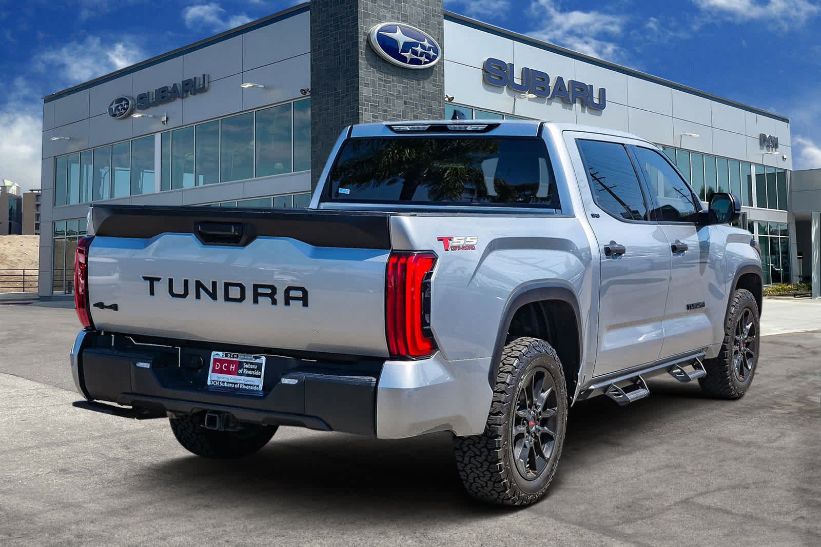 Used 2023 Toyota Tundra SR5 AWD/4WD image 4