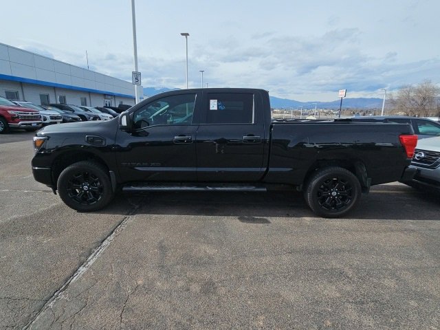 Used 2019 Nissan Titan SV w/ SV Convenience Package image 8