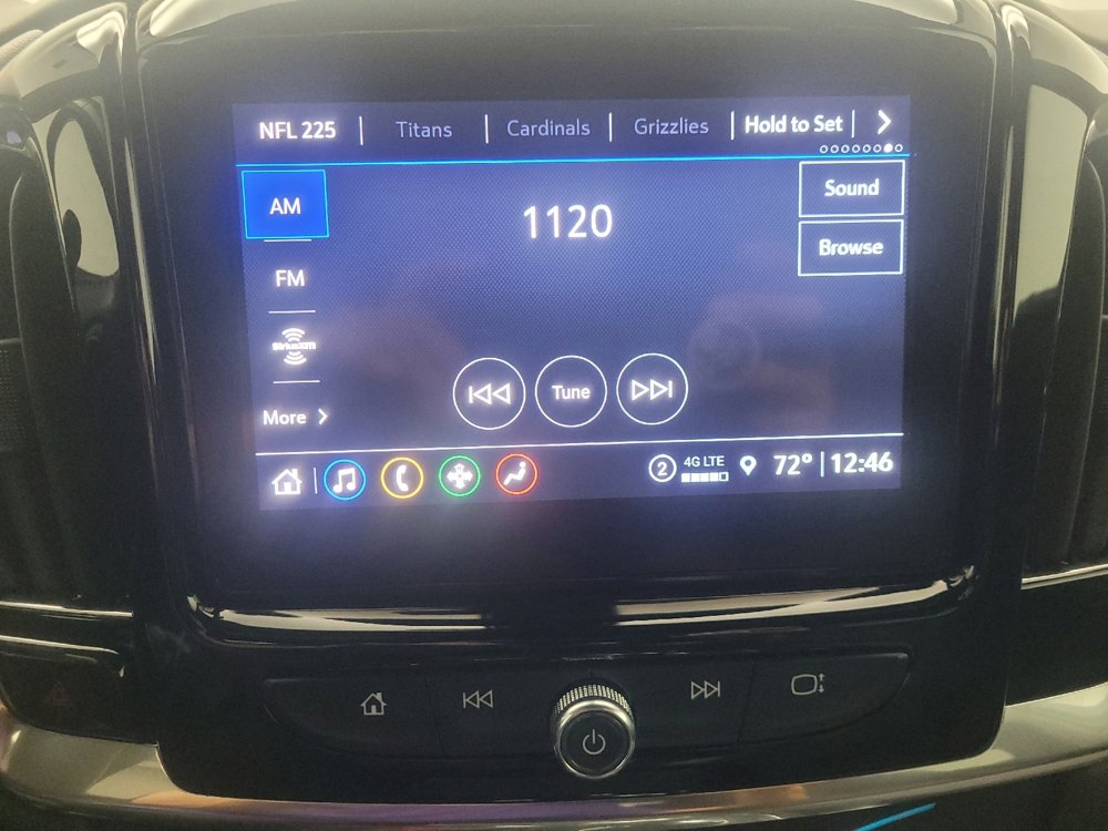 Used 2022 Chevrolet Traverse LT image 25