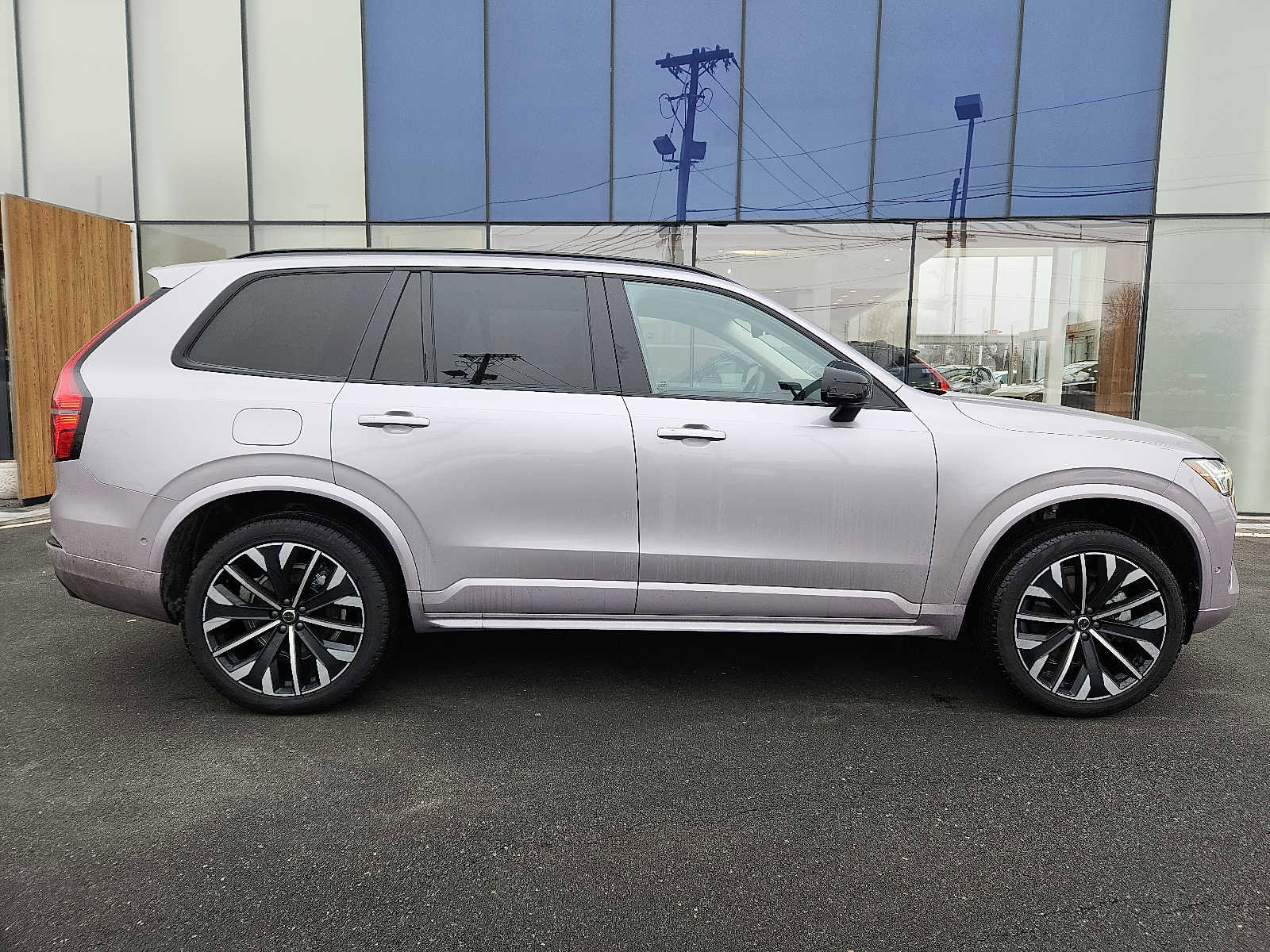 Used 2026 Volvo XC90 B6 Ultra w/ Protection Package Premier image 7