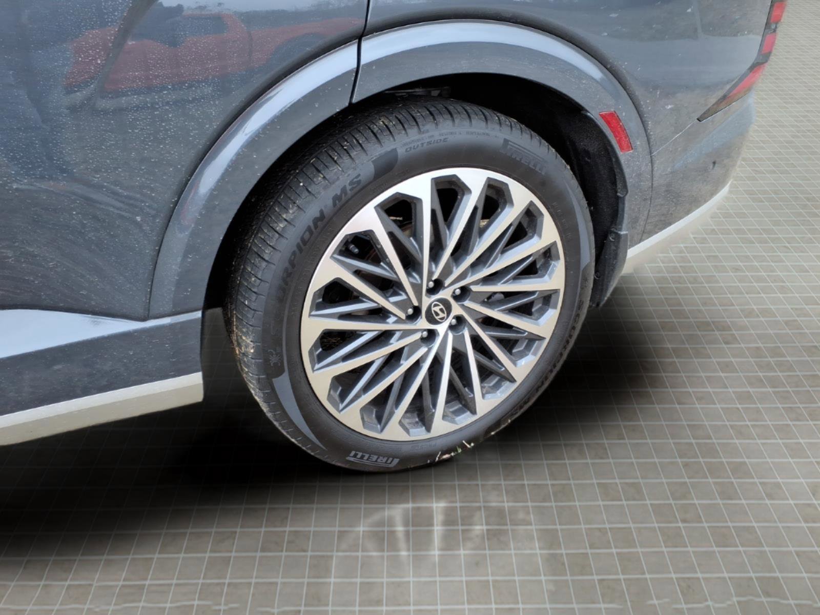 Used 2026 Hyundai Palisade Calligraphy image 7