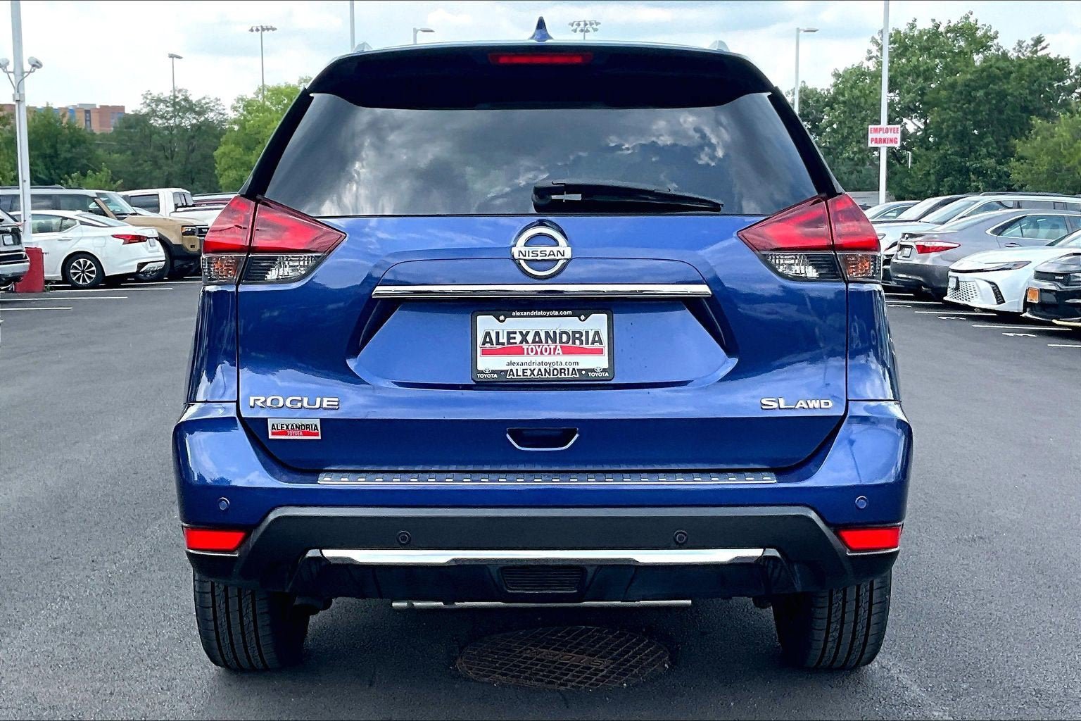 Used 2019 Nissan Rogue SL AWD/4WD image 4