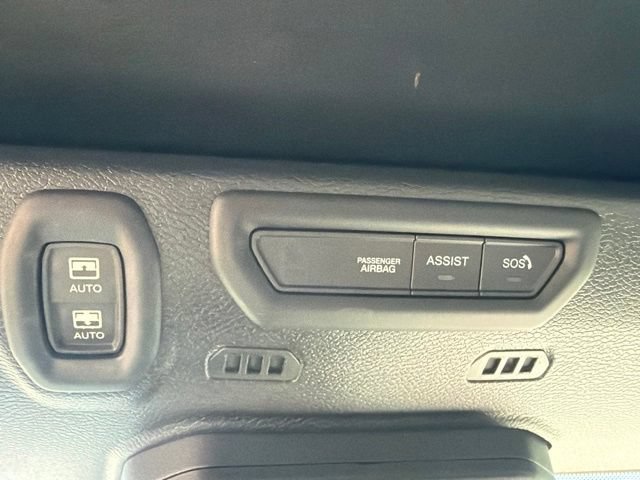 Used 2022 Jeep Wrangler Unlimited Sahara AWD/4WD image 16