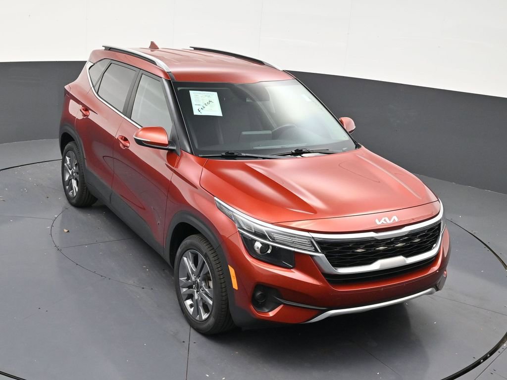 Used 2023 Kia Seltos S FWD image 19