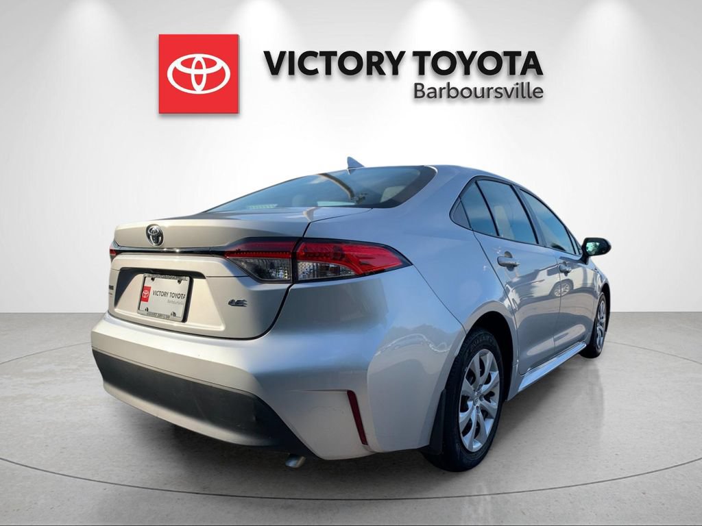 Used 2024 Toyota Corolla LE FWD image 7