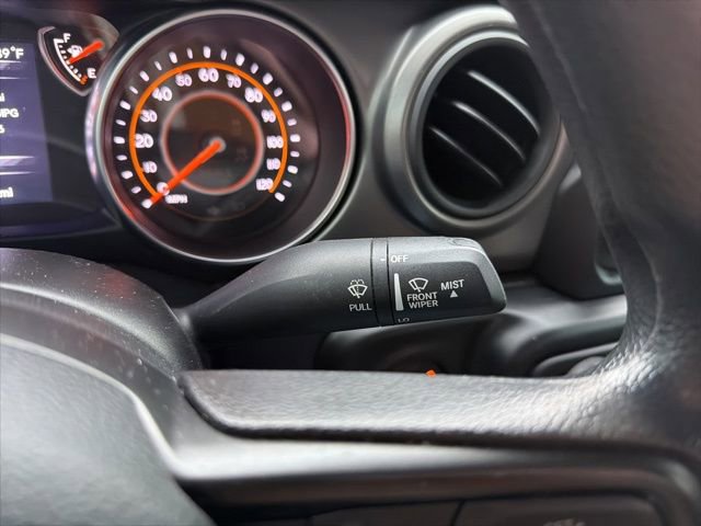 Used 2021 Jeep Gladiator Sport image 36