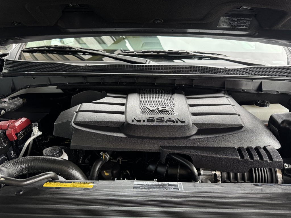 Used 2024 Nissan Titan SV w/ SV Convenience Package image 43