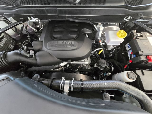 Certified 2025 RAM 2500 Big Horn AWD/4WD image 19