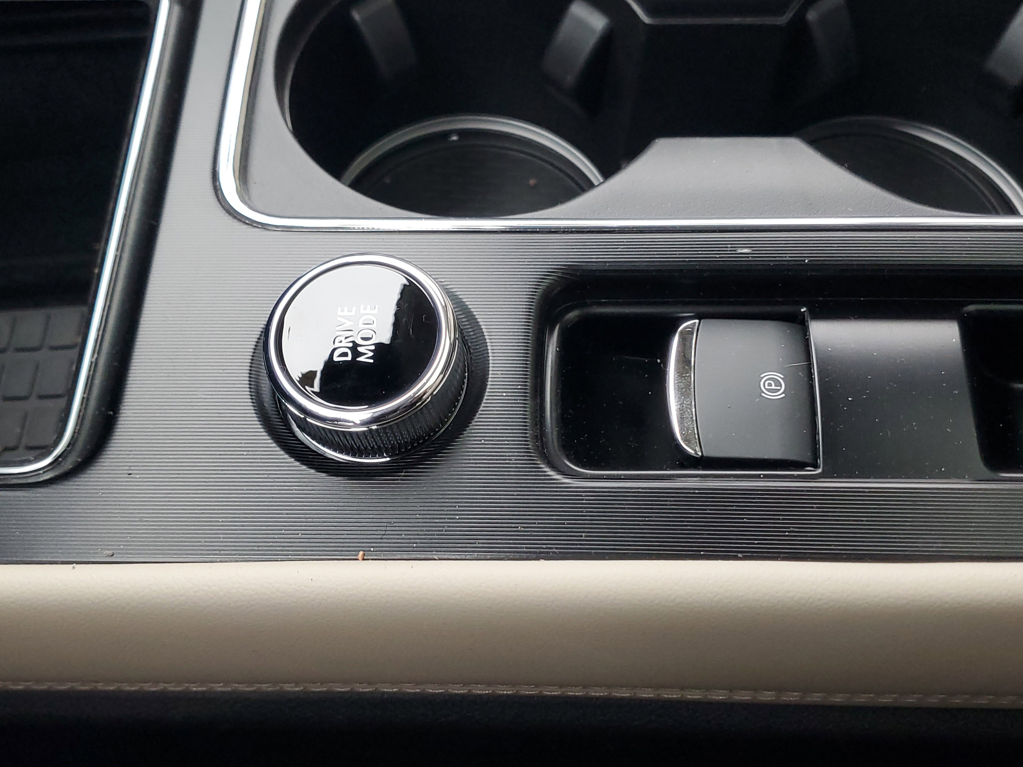 New 2026 Lincoln Corsair Premiere AWD/4WD image 24