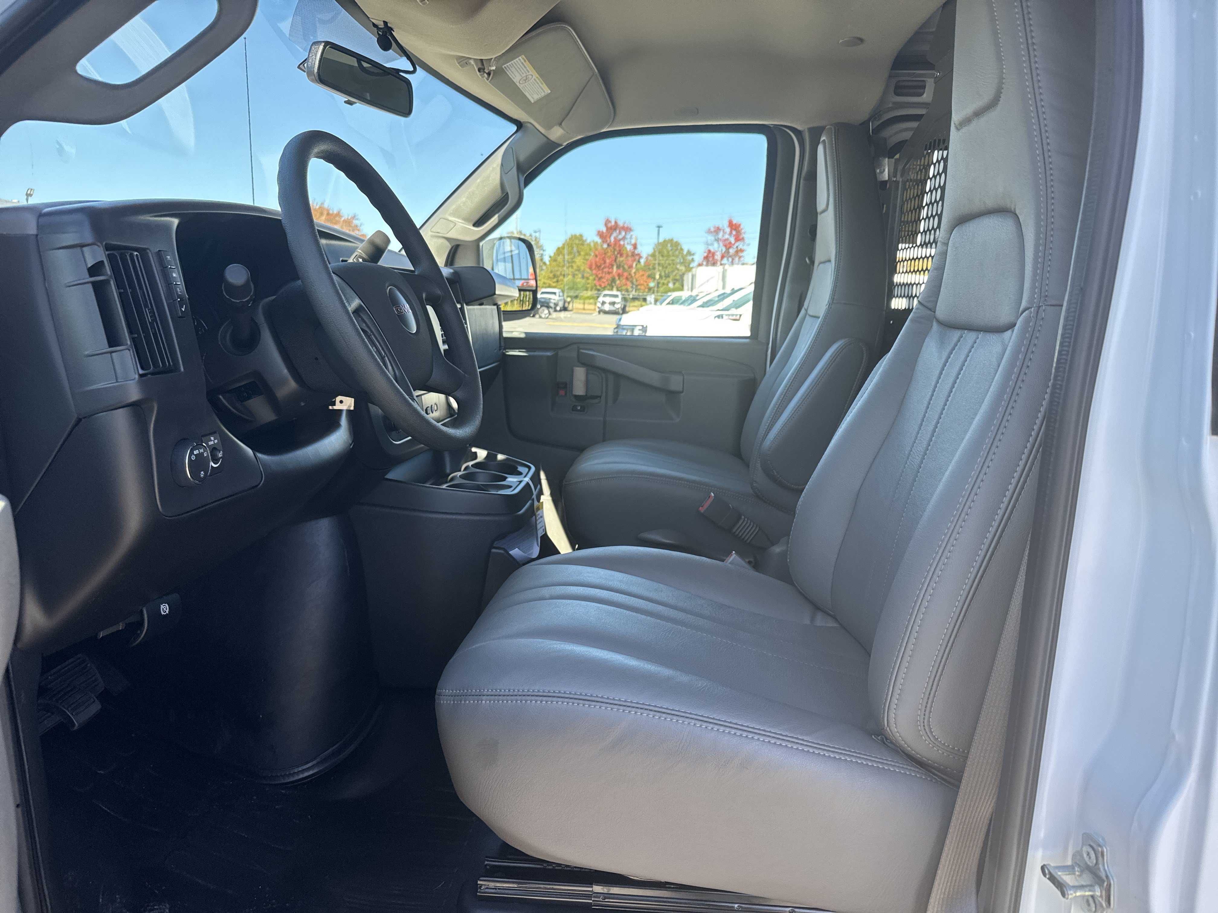 New 2025 GMC Savana 2500 w/ Driver Convenience Package RWD image 16