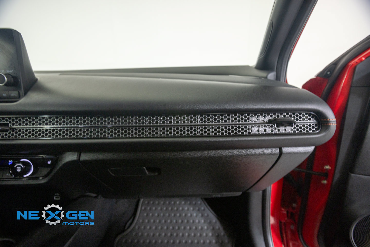 Used 2024 Honda HR-V Sport image 8