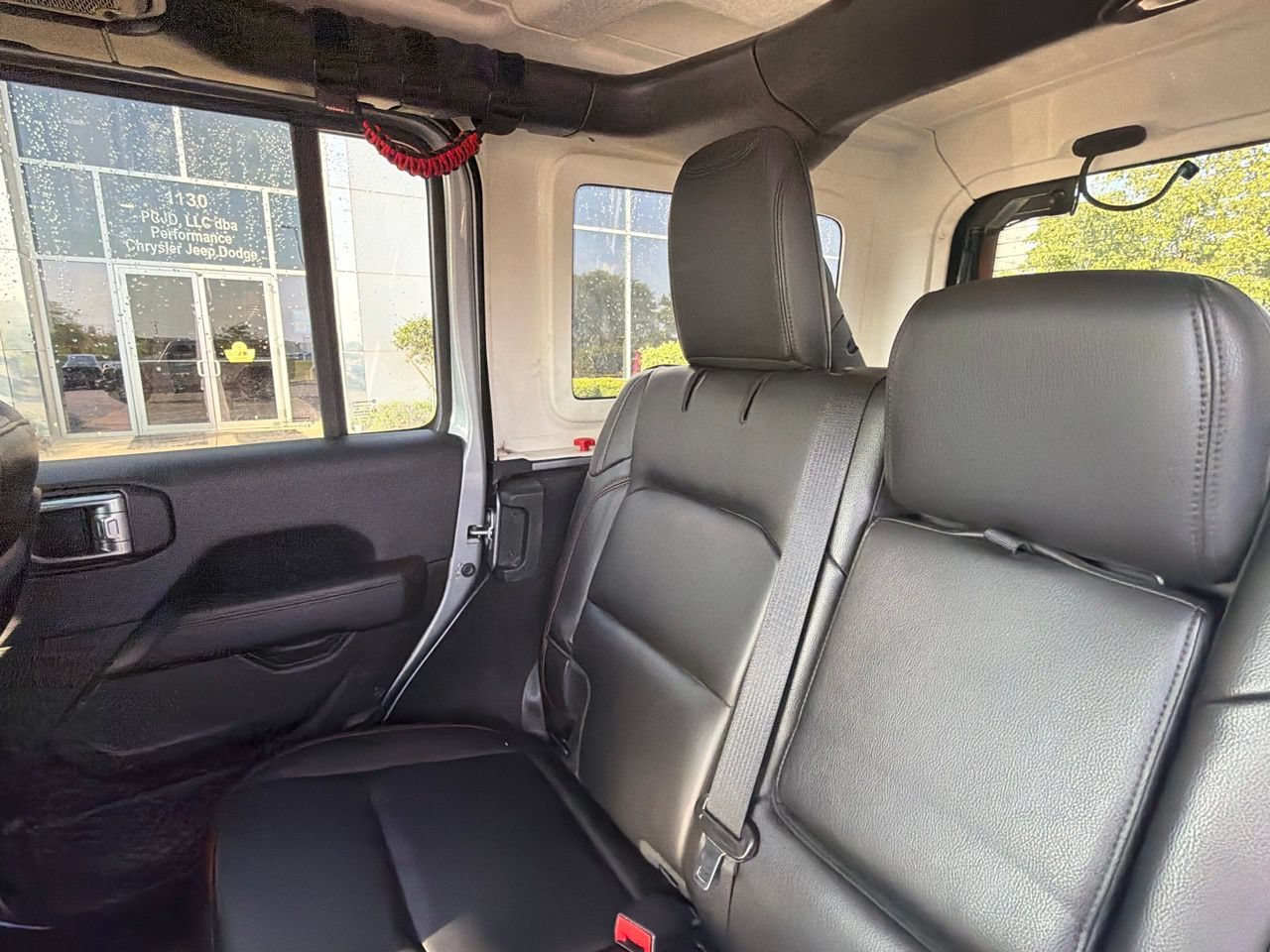 Used 2021 Jeep Wrangler Unlimited Rubicon AWD/4WD image 22