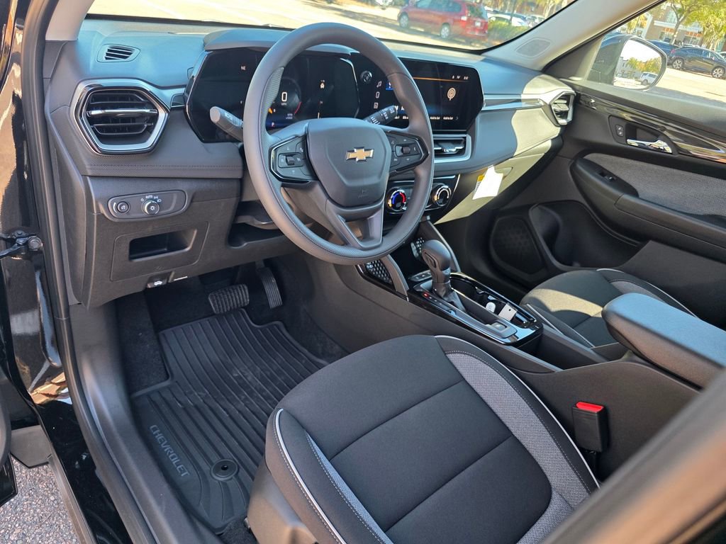 New 2026 Chevrolet TrailBlazer LT FWD image 8