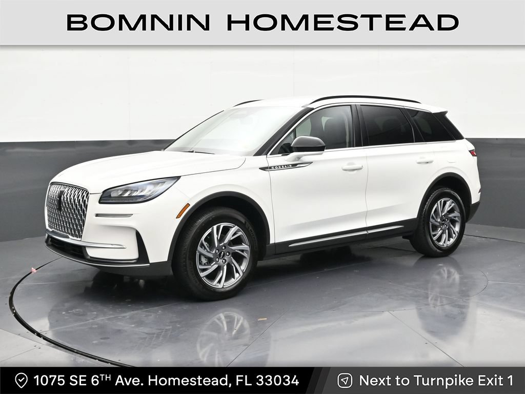 Used 2026 Lincoln Corsair Premiere FWD image 1