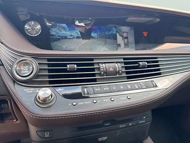 Used 2018 Lexus LS 500 w/ Interior Upgrade Package image 14