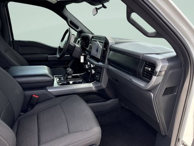 Used 2026 Ford F150 XLT w/ XLT Black Appearance Package RWD image 19
